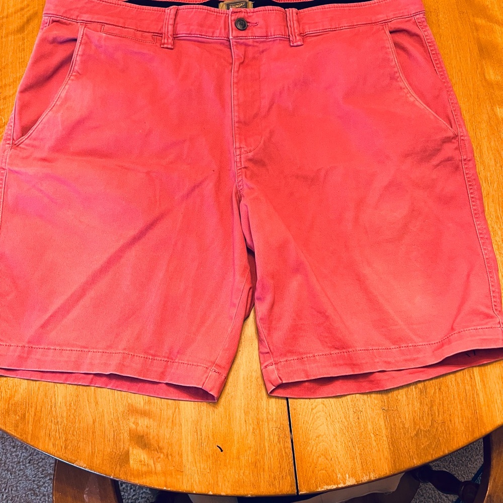 The Foundry Supply Co. Men's Bright coral golf shorts comfort stretch 44